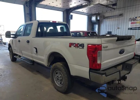 2019 Ford F-250 Xl из США, поврежденный, VIN 1FT7W2BT5KED39696